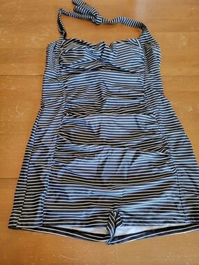 Striped Black & White One-Piece Swim Romper Halter Tie And Boy Shorts Sz L NWT
